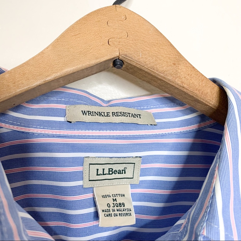 L.L. Bean Blue Stripe Wrinkle Resistant Cotton Button Down Blouse Medium M - Picture 4 of 8